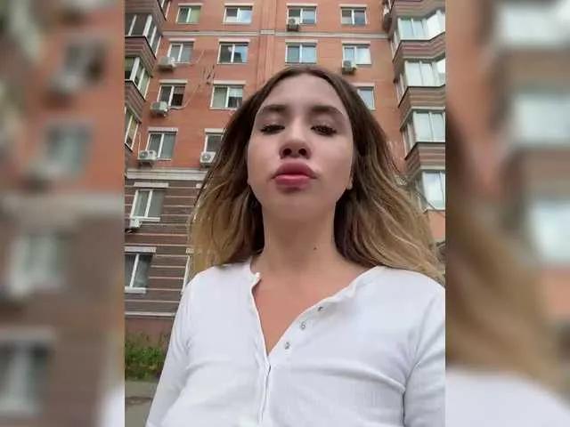 alizii on BongaCams