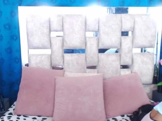 AmbarSmit on BongaCams 