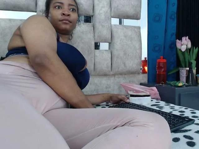 AmbarSmit on BongaCams