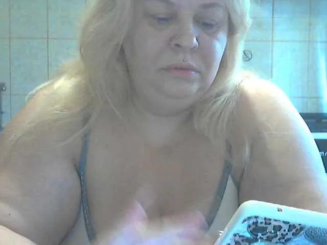 AriannaMilf on BongaCams