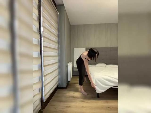 Offline BabyDarii on BongaCams