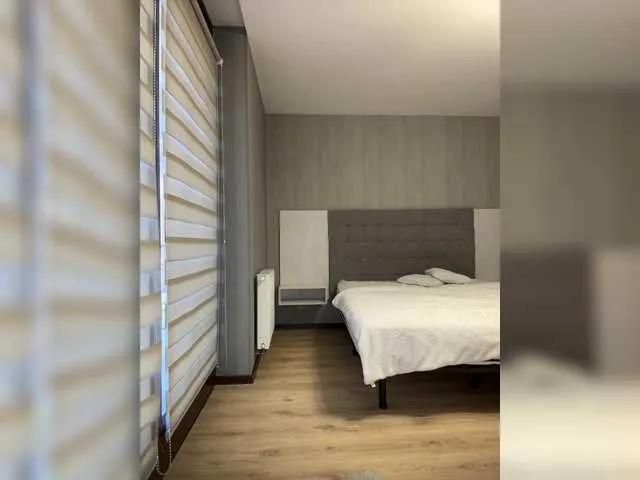 Offline BabyDarii on BongaCams