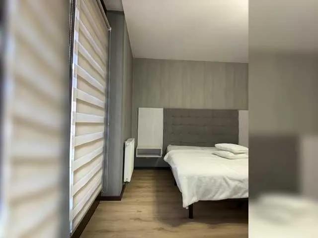 Offline BabyDarii on BongaCams