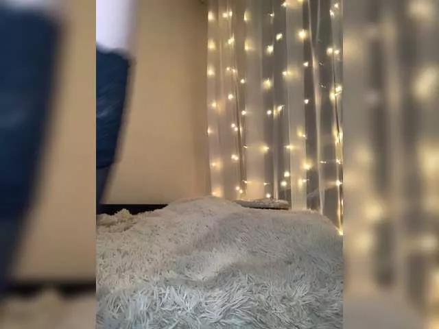 Offline Bellisaa on BongaCams