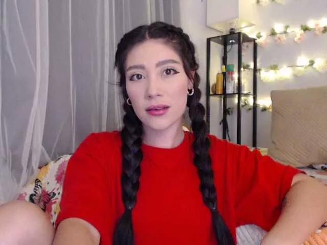 Offline caamila on BongaCams