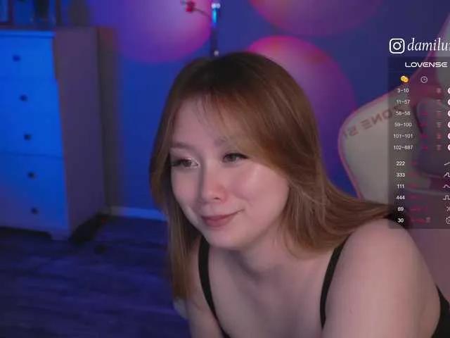 damilui on BongaCams