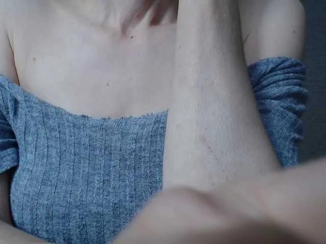 deadivina on BongaCams