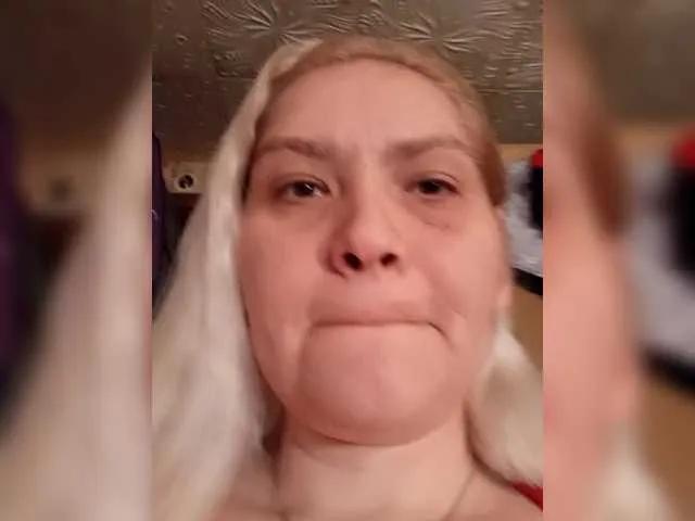 Eileen-Milly on BongaCams