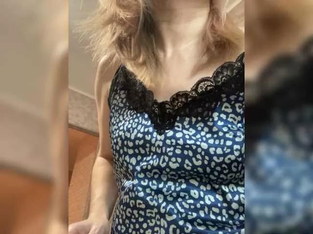 ElenCarr on BongaCams 