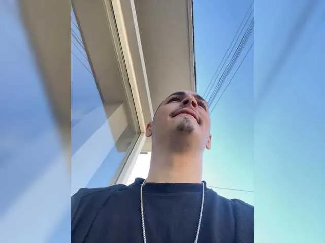 EnzoNick on BongaCams