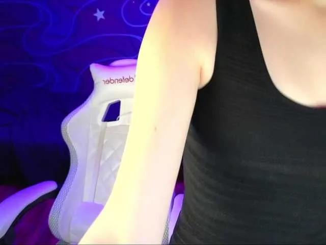 Offline GoddessAsty on BongaCams