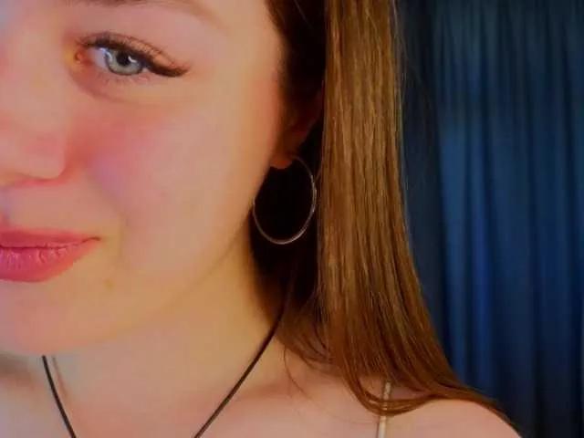 KristiGroune on BongaCams
