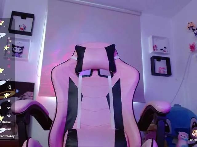 levi-cloud from BongaCams