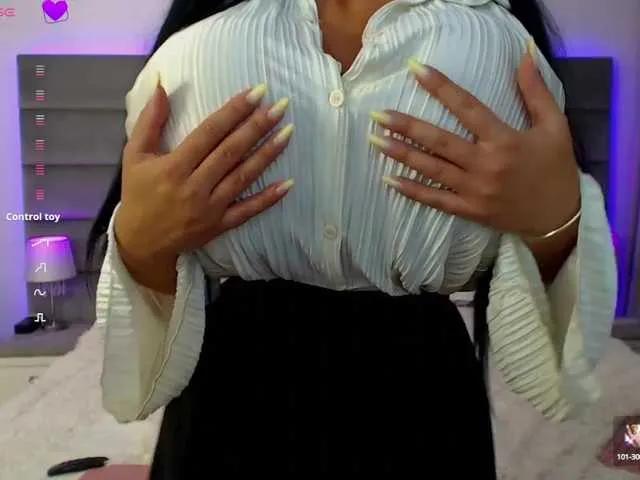 LinettAbsolut on BongaCams