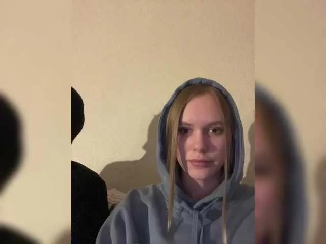 Lollca on BongaCams