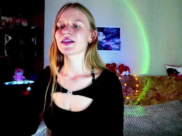 Offline LunaEvan on BongaCams