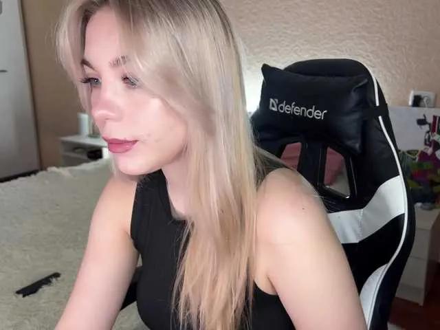 maksisisia from BongaCams