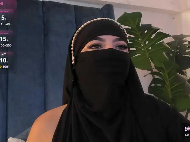 Offline malih- on BongaCams