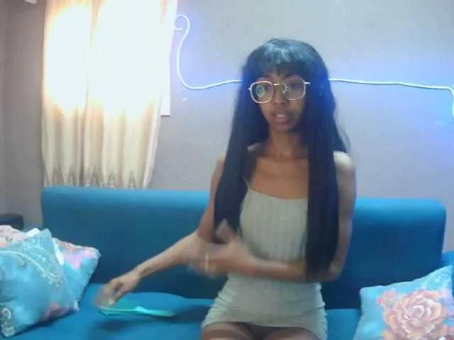 Offline Marinahgrey on BongaCams