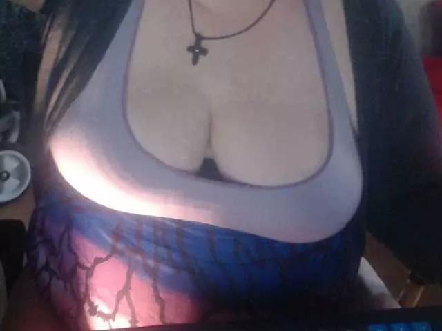 mayalove4u on BongaCams 