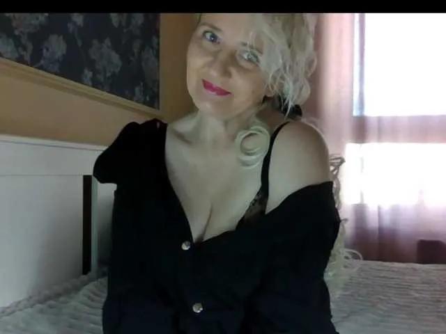 Mellica on BongaCams