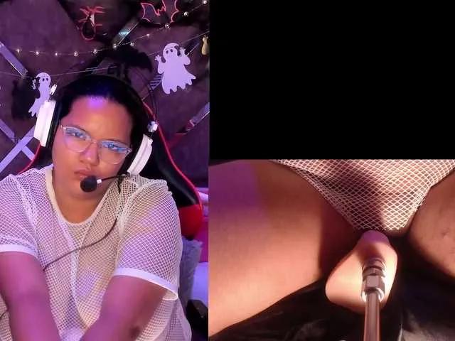 Offline MhiaRey on BongaCams