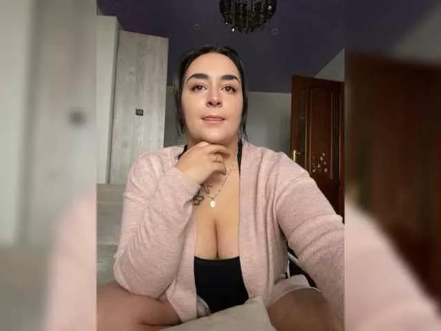 Offline MilaLav on BongaCams