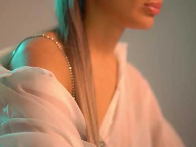 MilaMayy on BongaCams