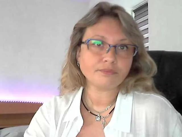 Offline NERVOMOTINA on BongaCams
