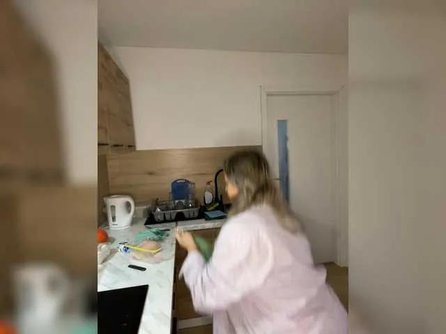 Offline NERVOMOTINA on BongaCams