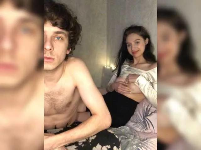 Freechat PARTYNEXTNEXT on BongaCams