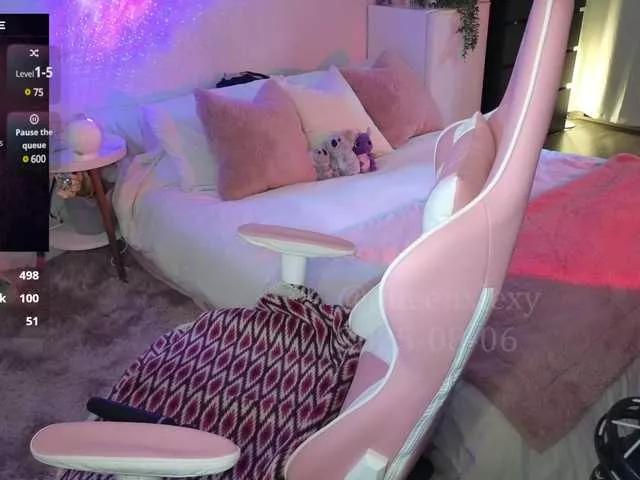 Offline queenxlexy on BongaCams