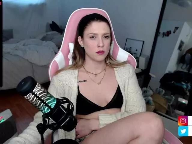 Offline queenxlexy on BongaCams