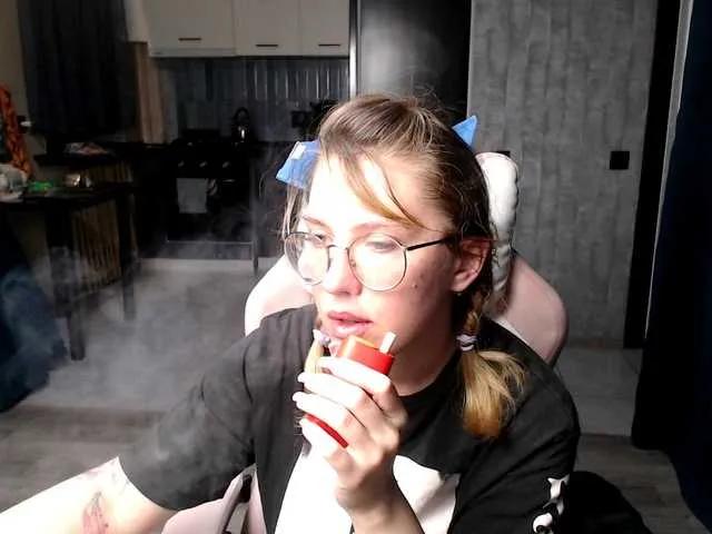 Offline Regimasmile on BongaCams