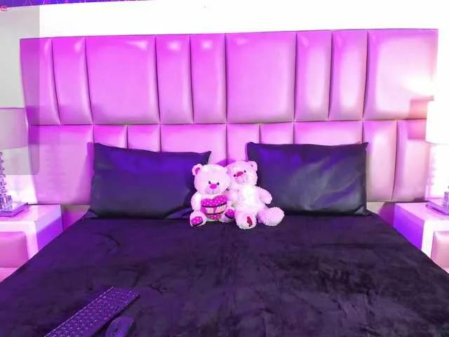 SaraPons on BongaCams