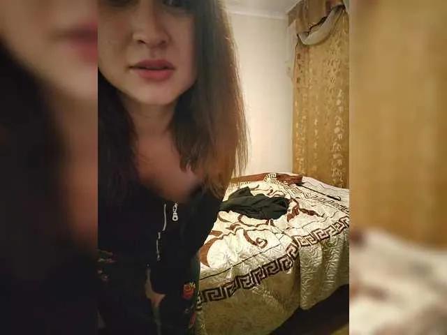 SexWifeLina on BongaCams