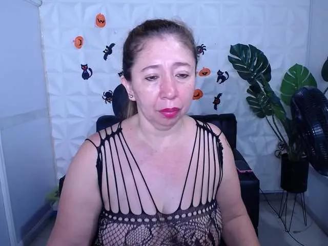 Valentina-mature on BongaCams