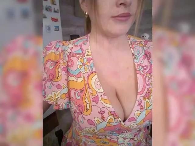 white-angel-1 from BongaCams