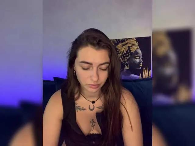 Offline WILDGIRL on BongaCams