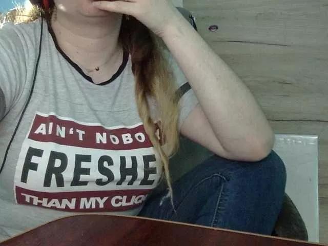 Offline YourDesire36 on BongaCams