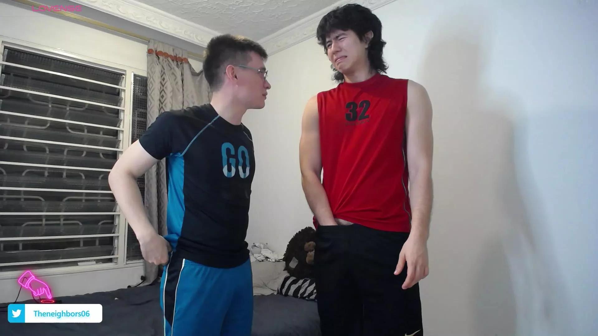 _the_neighbors on Cam4 