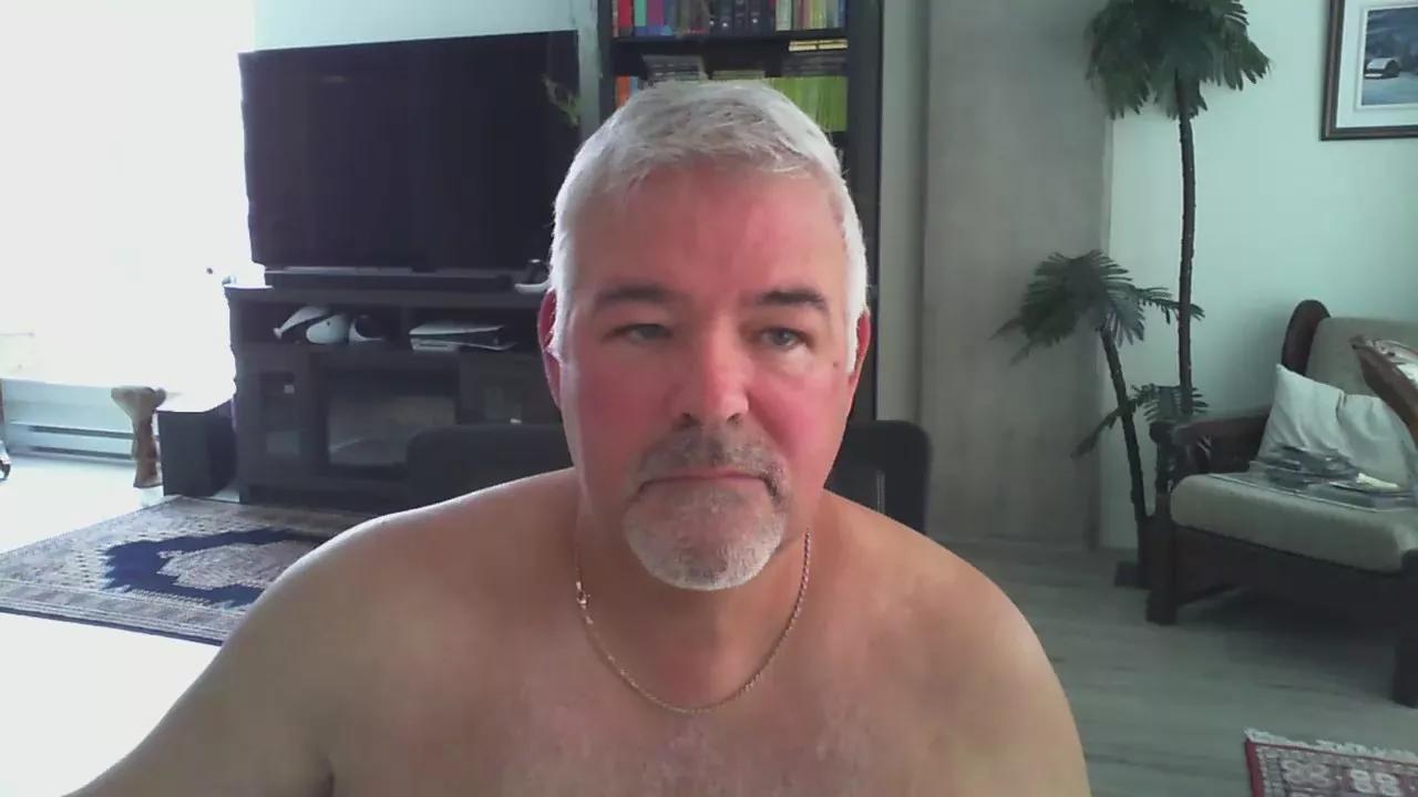 aarosteev on Cam4 