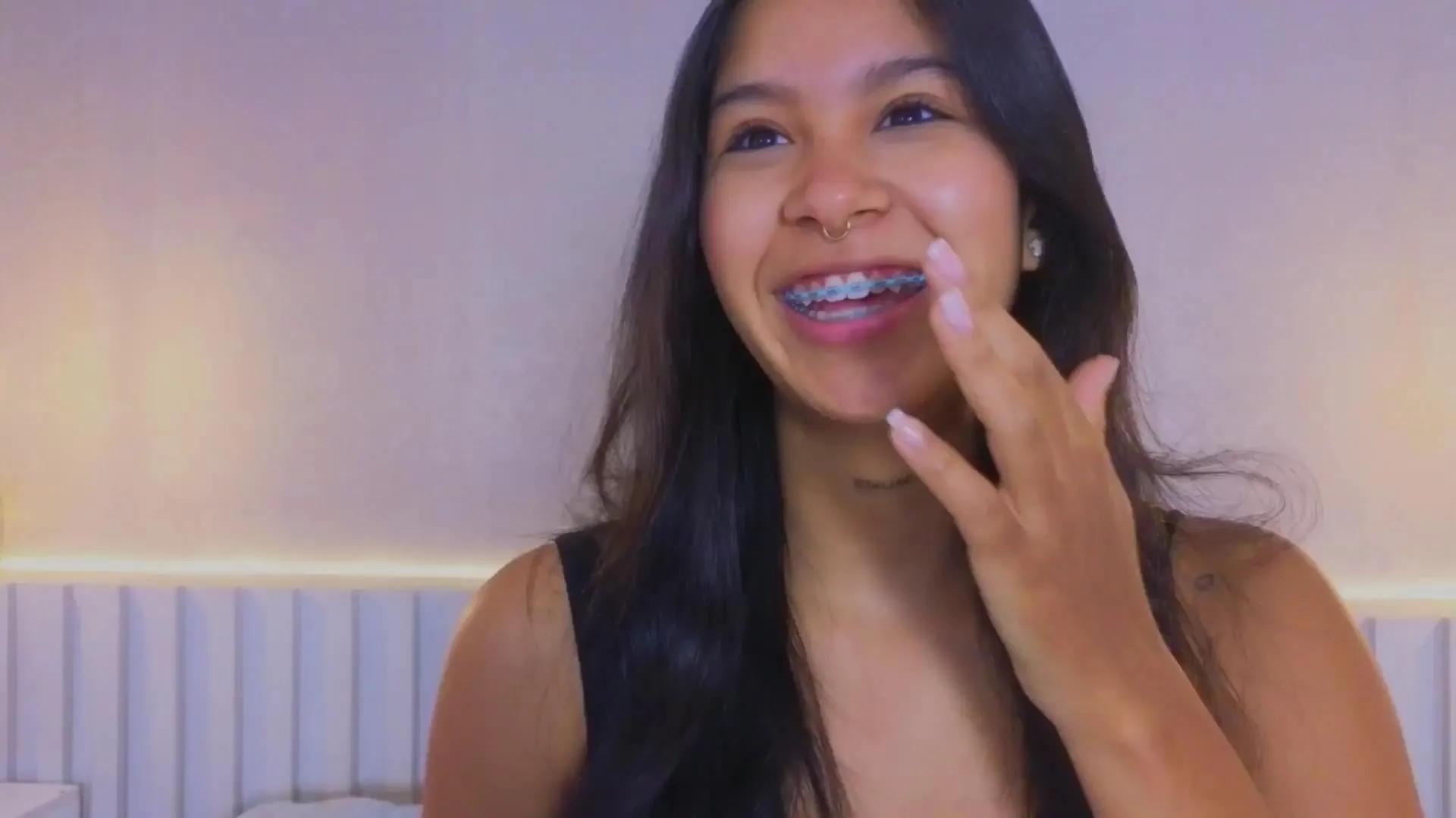aida_moreno on Cam4