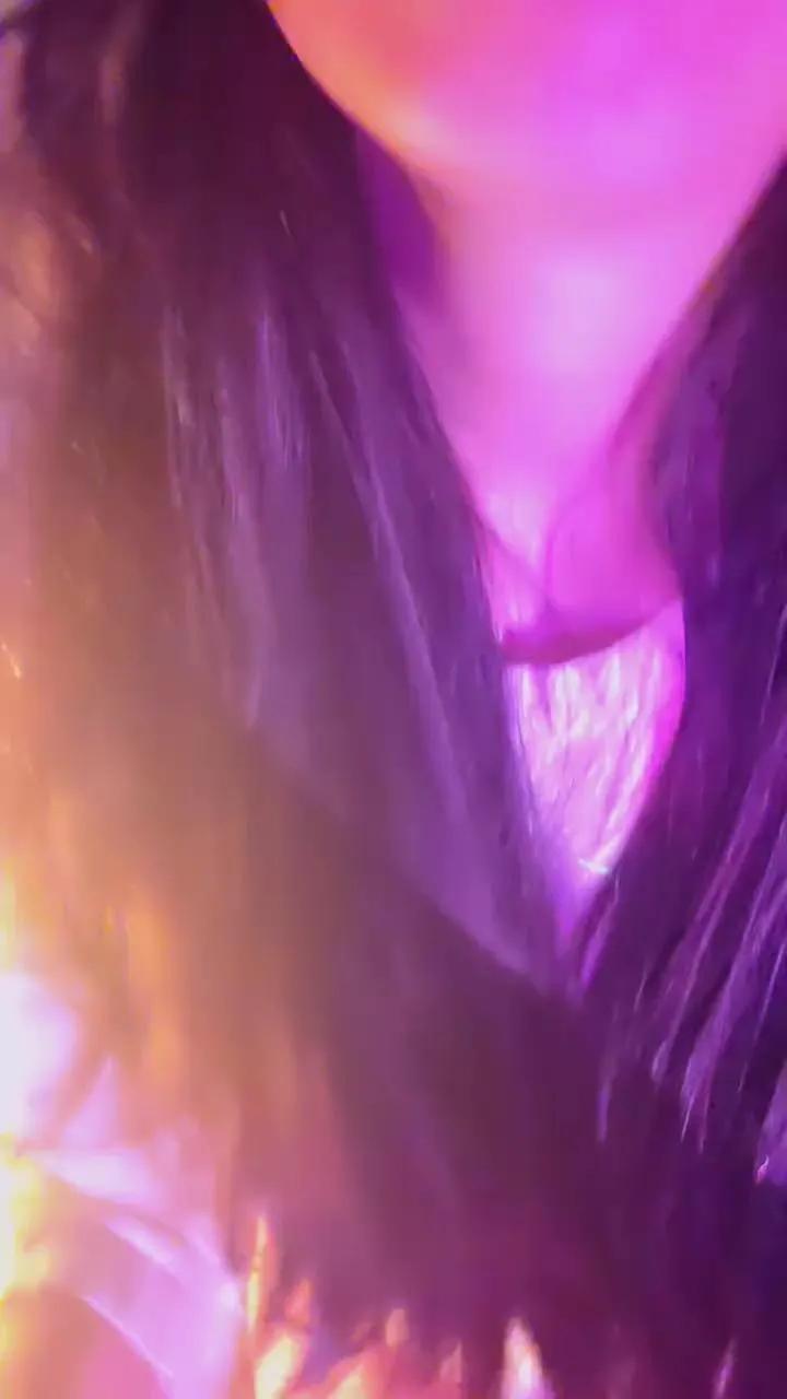 Aloneathome22