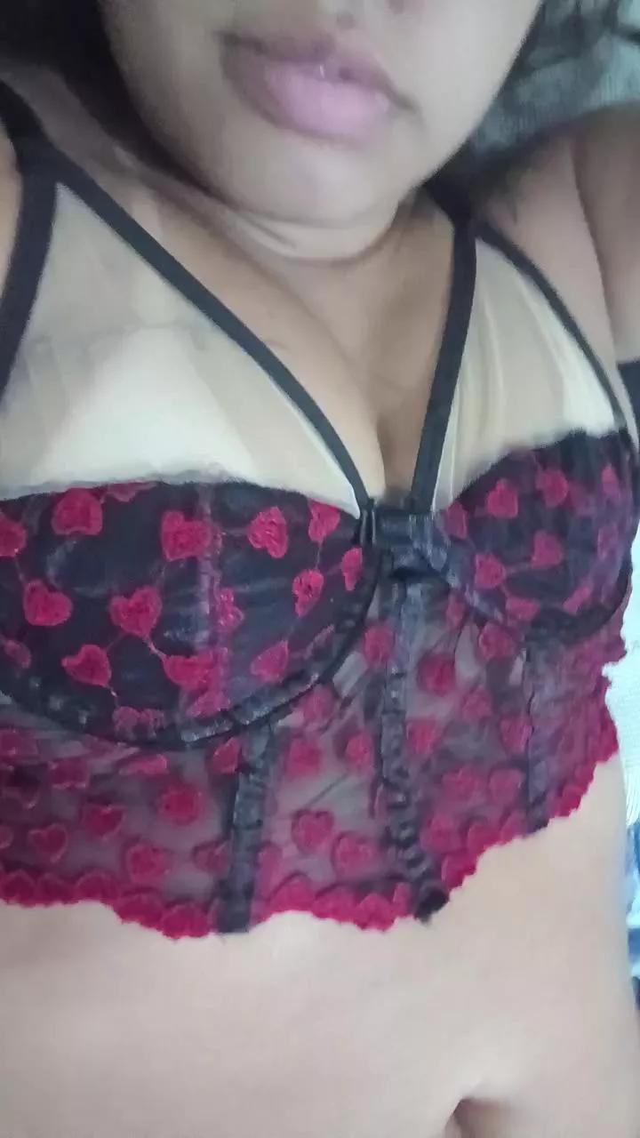 amanda1932 on Cam4 