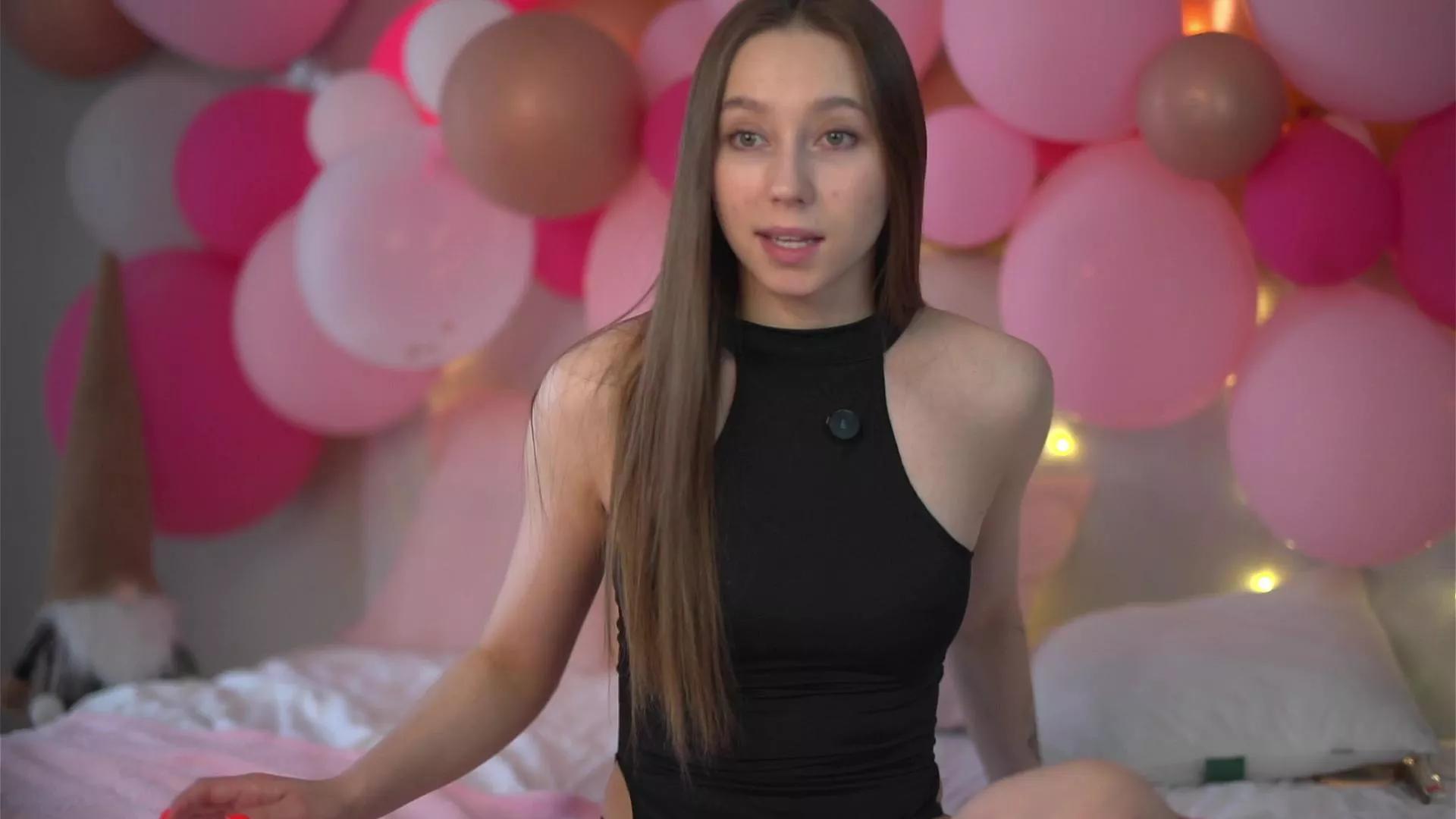 AmityClayborne on Cam4 