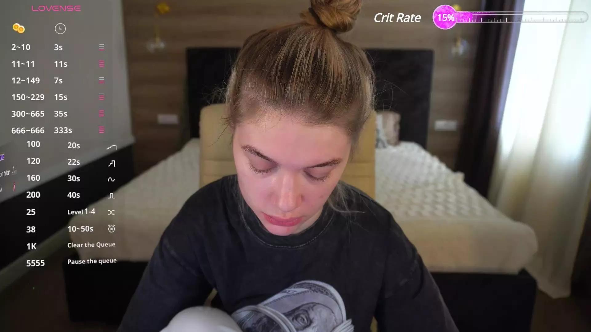 AnacondaOn on Cam4 