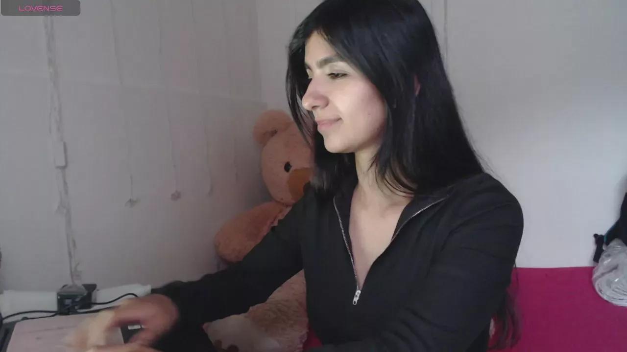 AnahiBrowns on Cam4 