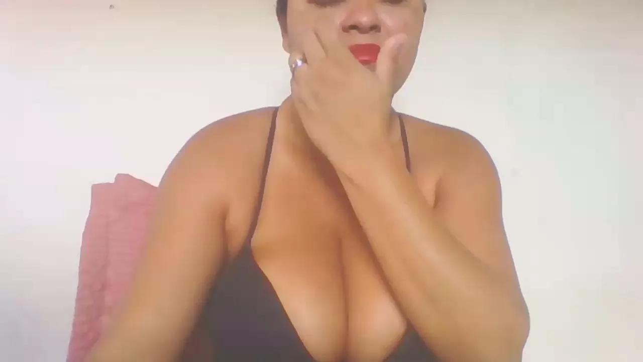 Anne_Moreninha on Cam4 