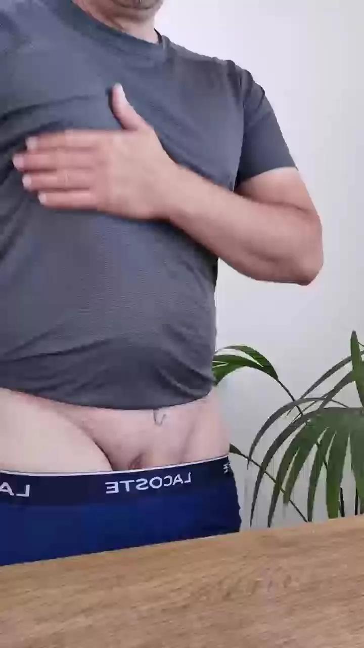 annemasse696 on Cam4 